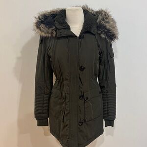 BCBGeneration Faux Fur Trim Parka Coat Jacket, in army green, Size: XS
